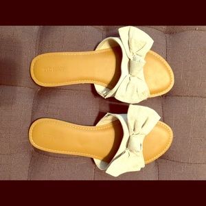 Old Navy bow sandals